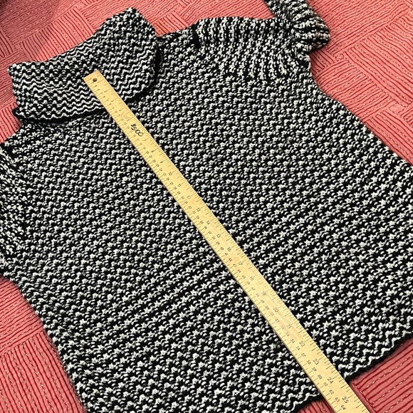 Zara Knits Women's large wool blend Black and White turtleneck Sweater - Picture 9 of 12